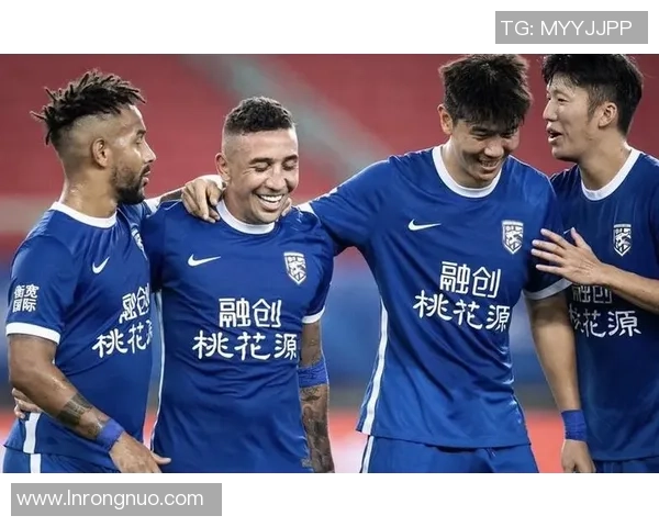 武汉足球队崛起之路：从默默无闻到杯赛争冠的成长历程